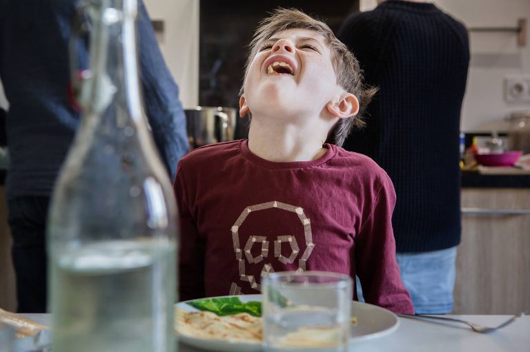 Seance photo famille, Lifestyle, Tranche de Vie en photo, un dimanche en famille, reportage photo famille, reportage documentaire, Chloe Perez photographe professionnelle, Photographe famille mariage grenoble Rhone Alpes,