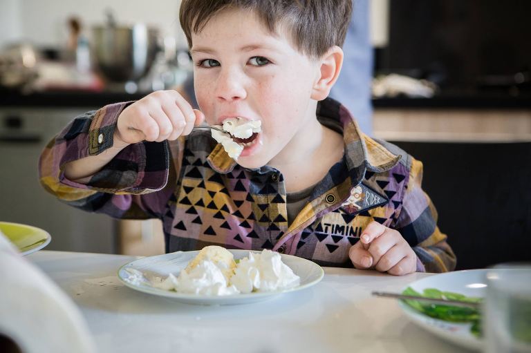 Seance photo famille, Lifestyle, Tranche de Vie en photo, un dimanche en famille, reportage photo famille, reportage documentaire, Chloe Perez photographe professionnelle, Photographe famille mariage grenoble Rhone Alpes,