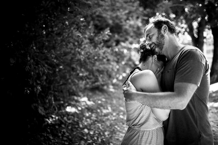 couple, photographe de vie, séance photo couple, séance photo engagement, séance photo avant le mariage, Chloe Perez photographe, photographe de mariage, photographe professionnelle, photographe fun et décalée, photographe professionnelle, région Rhône-Alpes Auvergne, séance photo à Arvillard, séance photo en amoureux, wedding, before wedding, love photographer